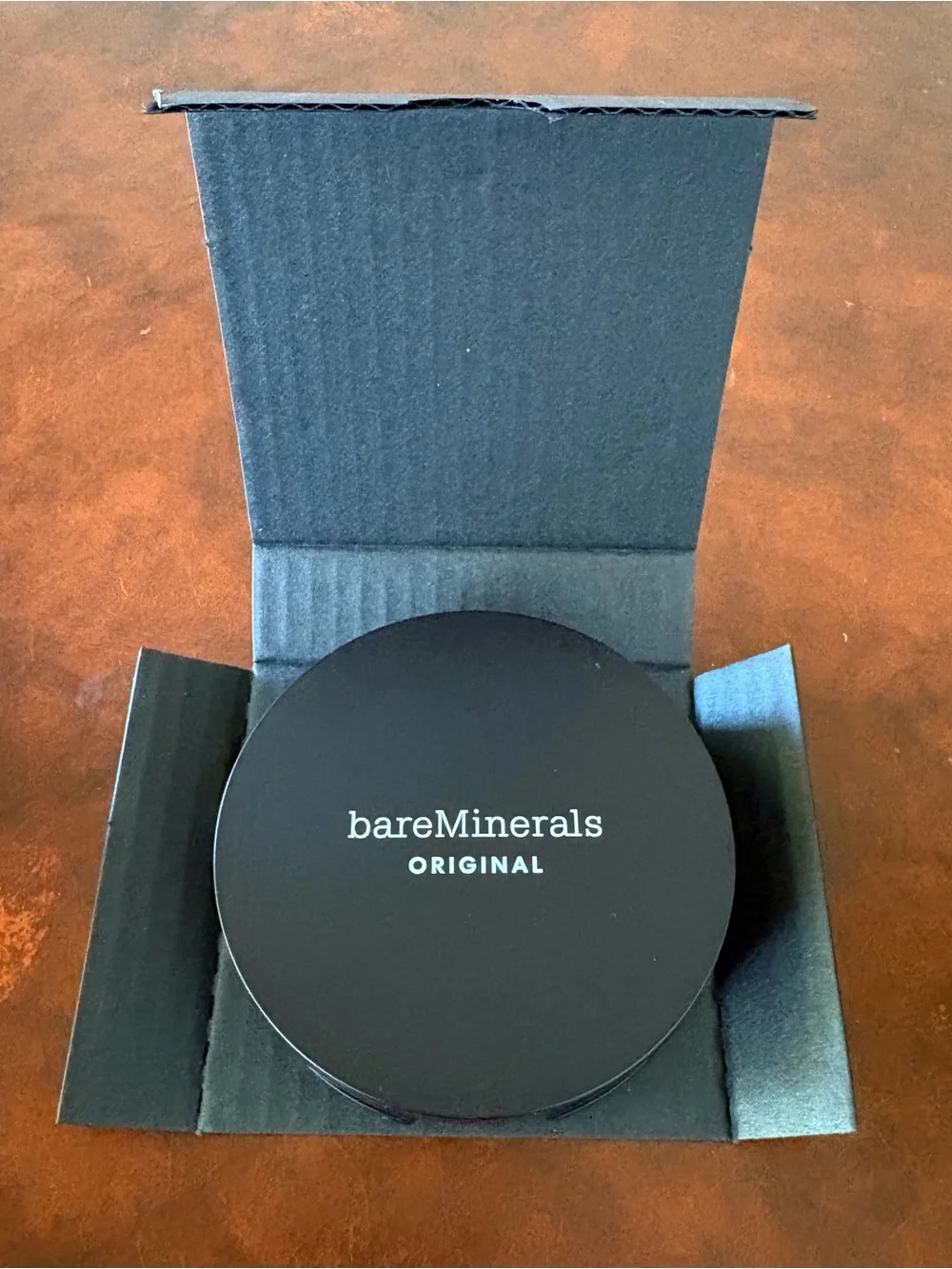 bareMinerals Original Pressed Powder Foundation - Light Beige 09 - NEW IN BOX!